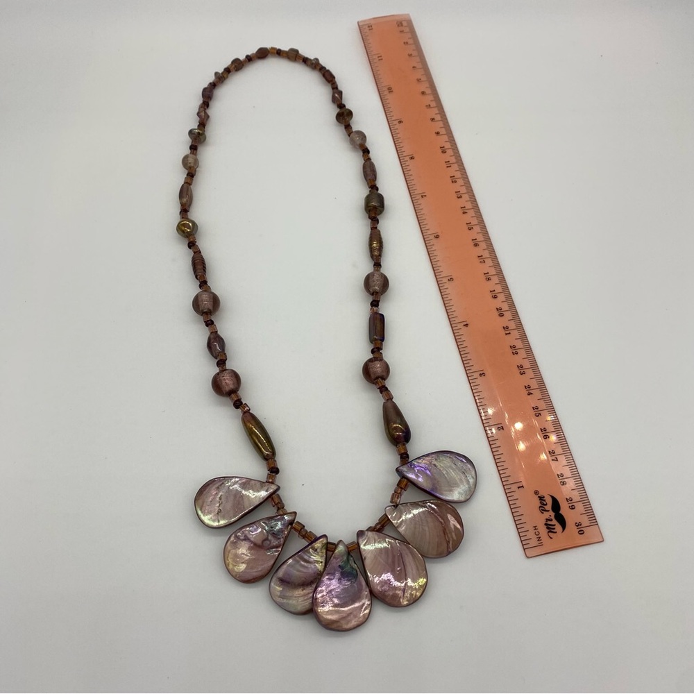 Luster Shells and Glass Beaded Necklace - Picture 9 of 9